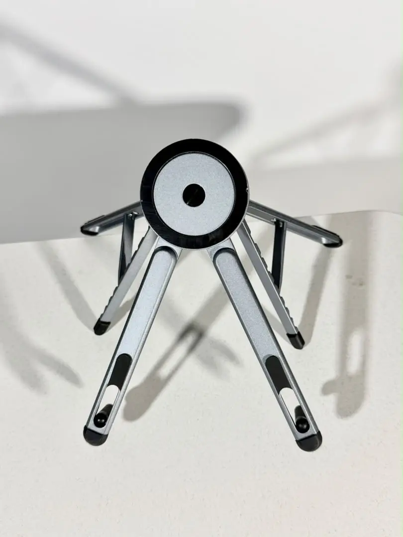 TRAVEL PORTABLE STAND