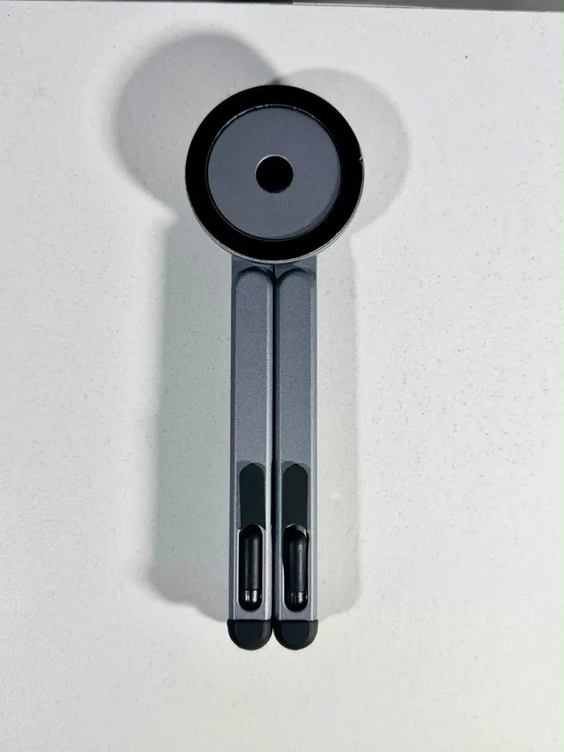 TRAVEL PORTABLE STAND